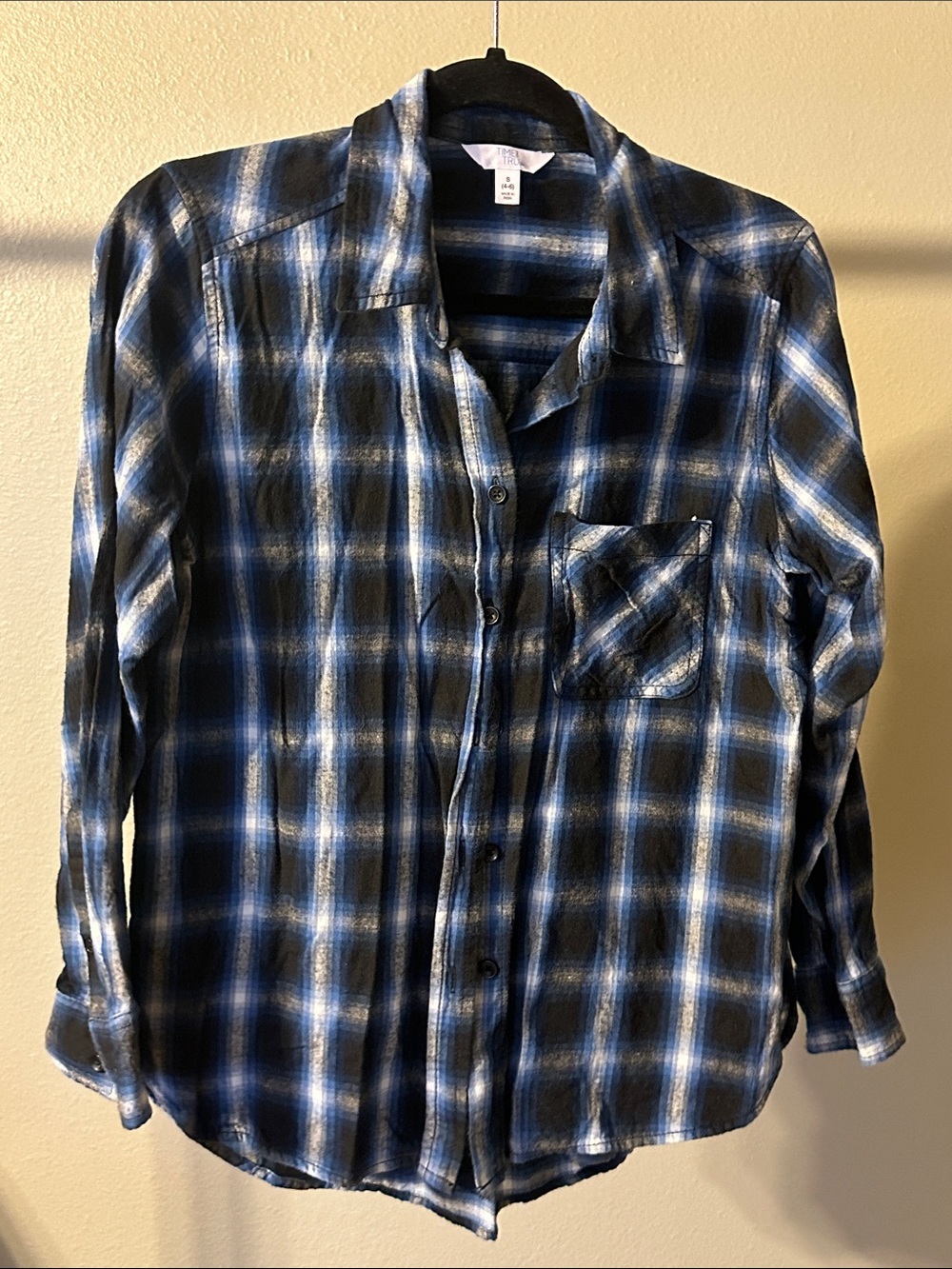 Time and Tru Black and Blue Plaid Button-Down Shirt